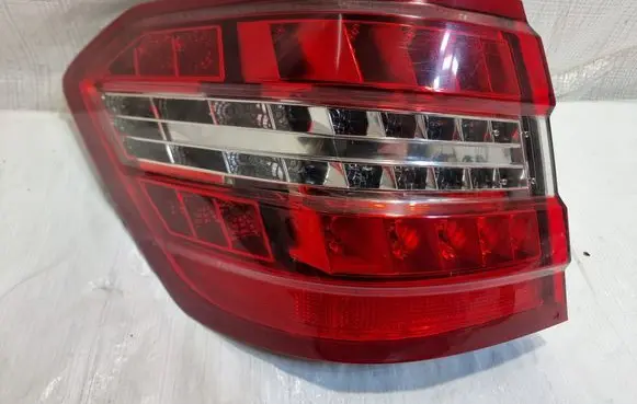 Mercedes-Benz E W212 Rear/tail lights A2128203964