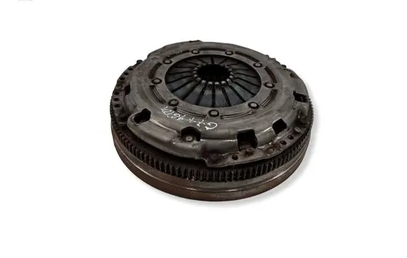 Volkswagen Golf Sportsvan Clutch set kit 04L105273 04L141025F