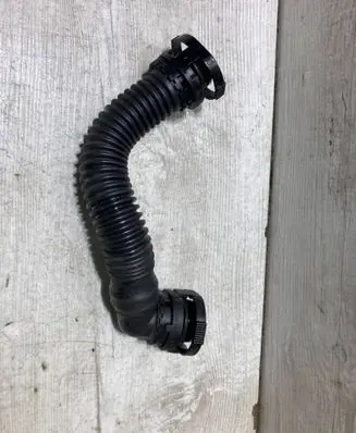 Breather/breather pipe/hose