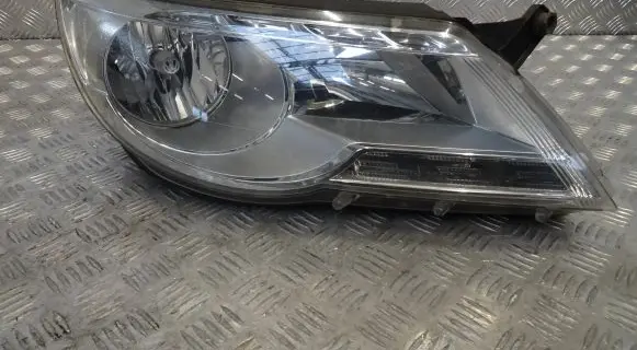 Volkswagen Tiguan Headlight/headlamp 5N2941032K 1LD24703804 24703804000052