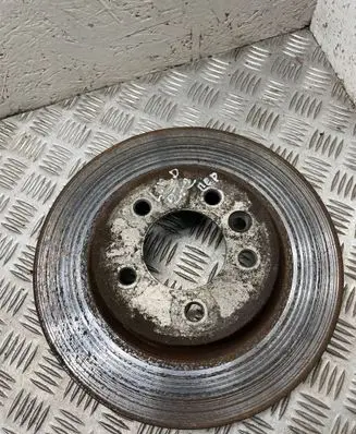 Land Rover Discovery 3 - LR3 Front brake disc