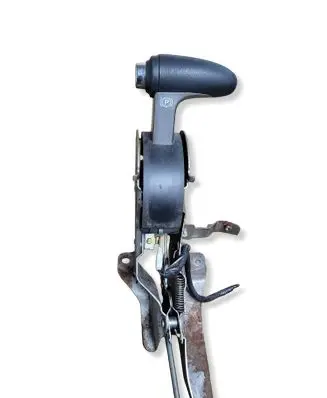 Honda CR-V Hand brake release handle 4710FSWWA051 09112007