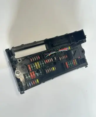 BMW 5 F10 F11 Fuse module 9252815 61149252815