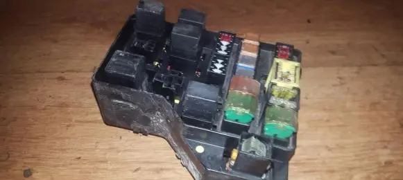 Volvo S40, V40 Fuse box set