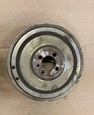 Opel Zafira B Crankshaft pulley 55208280 C730