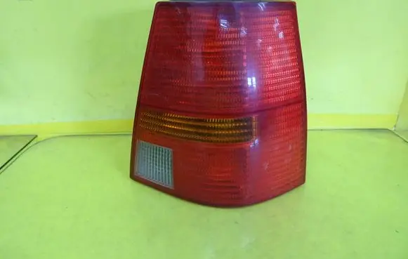Volkswagen Golf IV Rear/tail lights 1J9945075P