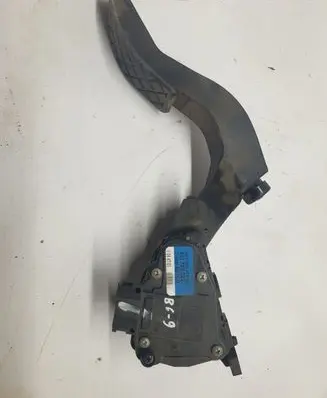 Audi A4 S4 B6 8E 8H Accelerator throttle pedal 8EI723523