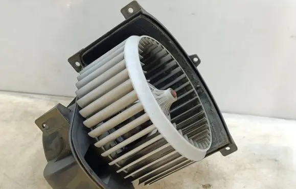 Volkswagen Touareg I Heater fan/blower 7L0820021L