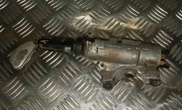 Audi A3 S3 8L Ignition lock 4B0905851
