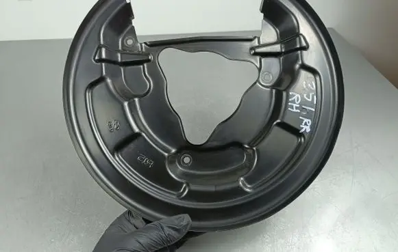 KIA Niro Rear brake disc plate dust cover 
