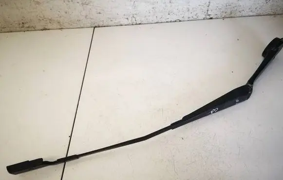 Ford Focus Front wiper blade arm BM5117526BC