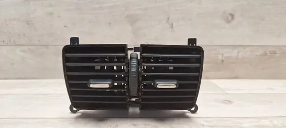 Volkswagen PASSAT B6 Rear air vent grill 3C0819203