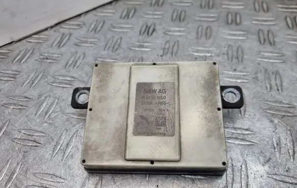 Antenna control unit