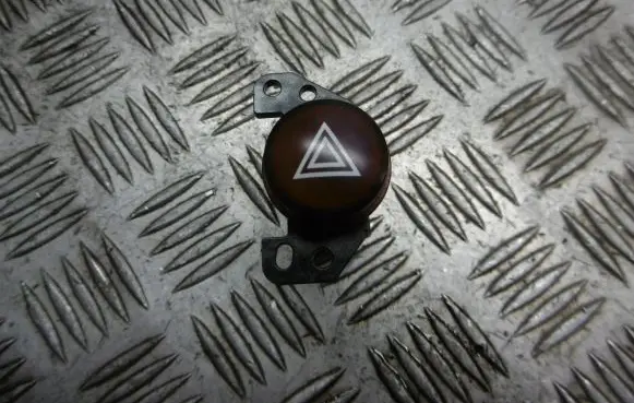 Mitsubishi Colt Hazard light switch