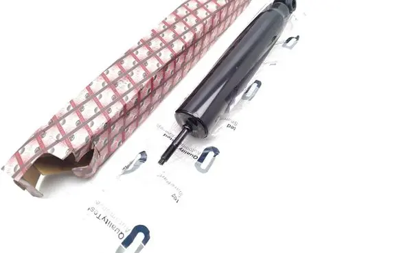 Isuzu Trooper Rear shock absorber/damper 4851136140 8052553154930 K444083