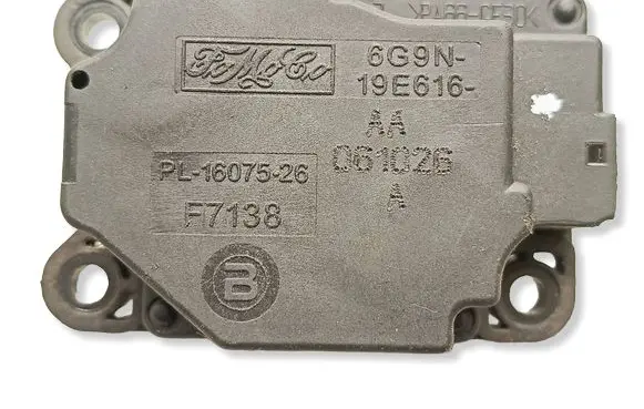 Volvo XC70 Air flap motor/actuator 6G9N F7138 160752