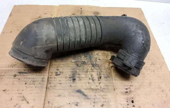 Audi A4 S4 B6 8E 8H Air intake hose/pipe