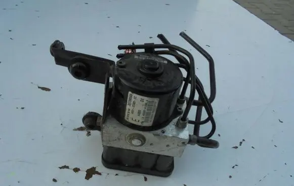 Volvo V50 ABS Pump