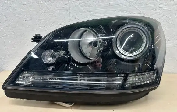 Mercedes-Benz GL X164 Headlight/headlamp A164820 A1648260191