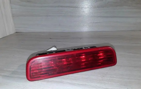 Fiat Fiorino Third/center stoplight