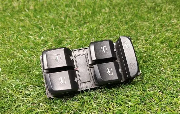 Audi A4 S4 B8 8K Electric window control switch 8K0959851D