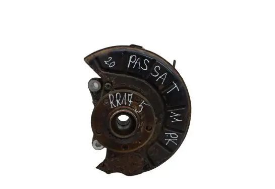 Volkswagen PASSAT B7 Front wheel hub