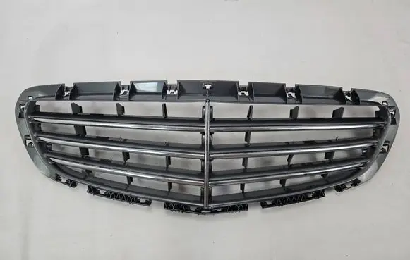 Mercedes-Benz C W205 Front grill A2058807102