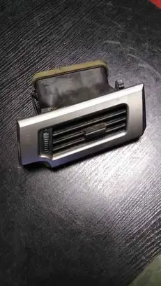 BMW 5 E60 E61 Dashboard side air vent grill/cover trim 6913708