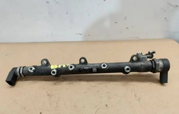 BMW 3 E90 E91 Fuel main line pipe 7787164