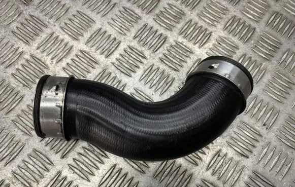 Volkswagen PASSAT B6 Intercooler hose/pipe 1K0145838D