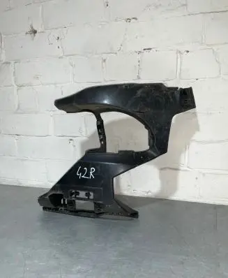 BMW 5 F10 F11 Front bumper mounting bracket 7200722