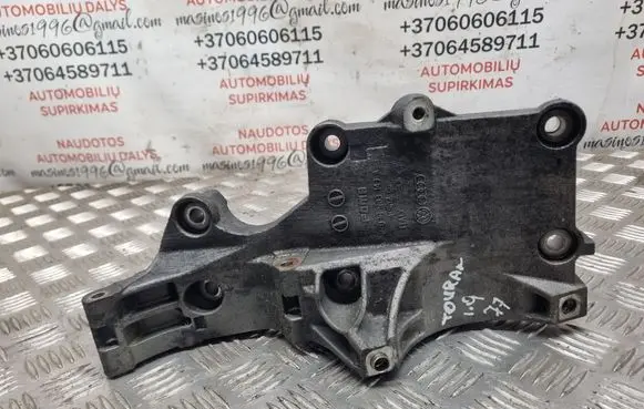Volkswagen Touran I Generator/alternator bracket 03G903143A