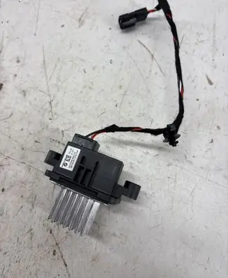 Heater blower motor/fan resistor