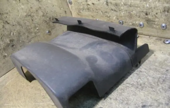 Steering wheel column trim