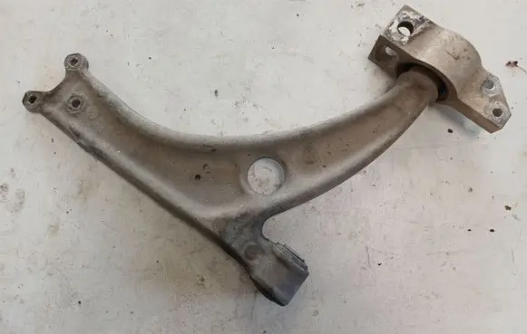 Front lower control arm/wishbone
