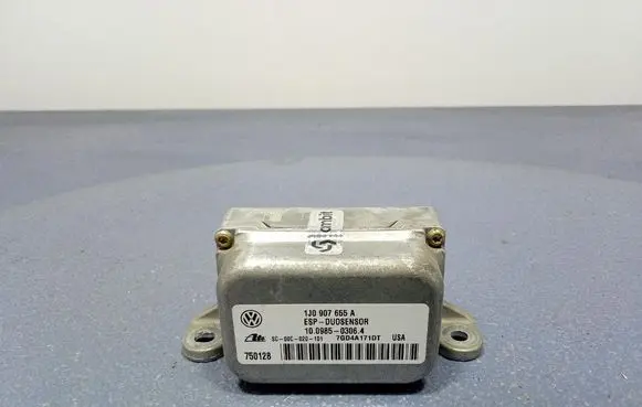 Volkswagen New Beetle ESP acceleration yaw rate sensor 1J1907637D