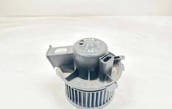 Peugeot 206 Heater fan/blower 6424501