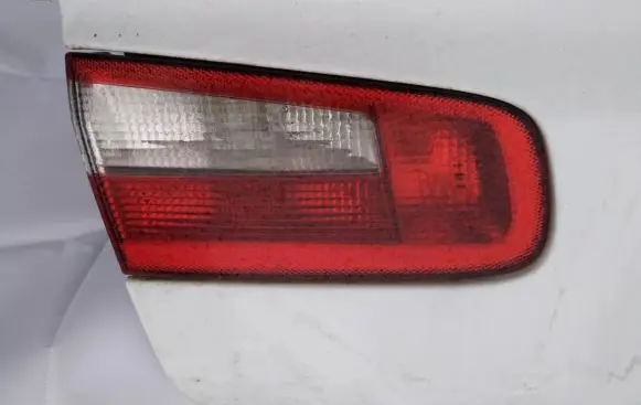 Renault Laguna II Tailgate rear/tail lights balta