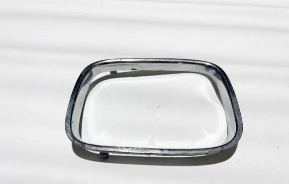 BMW 8 E31 Front grill 1970875
