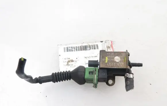 Audi A6 S6 C5 4B Valve vacuum 028906283H