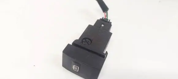 KIA Sorento Windscreen/window heater switch 864W03000