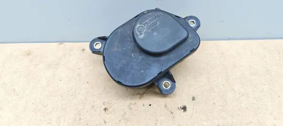Mercedes-Benz C W203 Intake manifold valve actuator/motor A6111500494