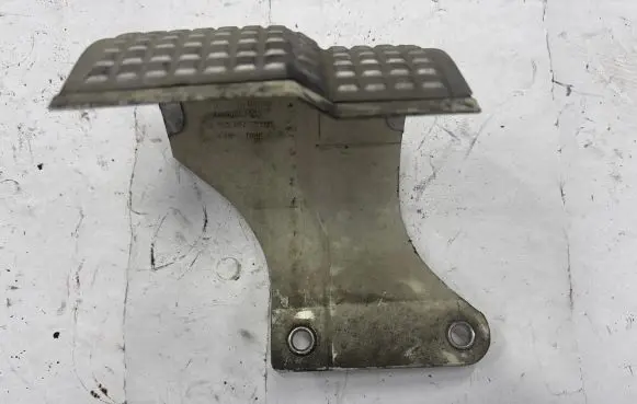 Volkswagen PASSAT CC Other engine bay part 1K0407721B