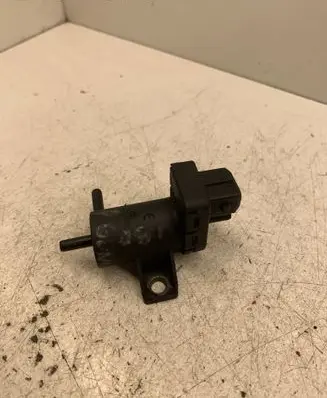 Renault Kangoo I Vacuum valve 7700113709