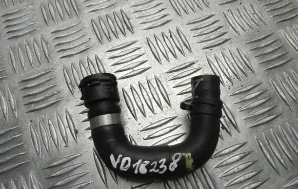 Volkswagen PASSAT B8 Engine coolant pipe/hose 3Q0121107A VD16238