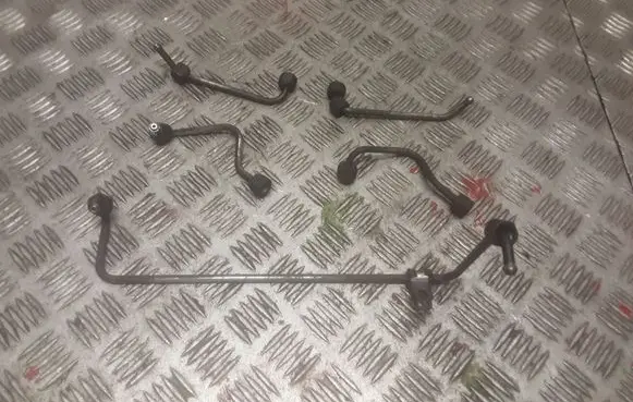 Ford Transit Fuel injector supply line/pipe 