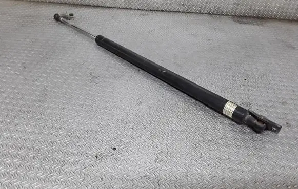Mitsubishi Grandis Tailgate/trunk strut/damper