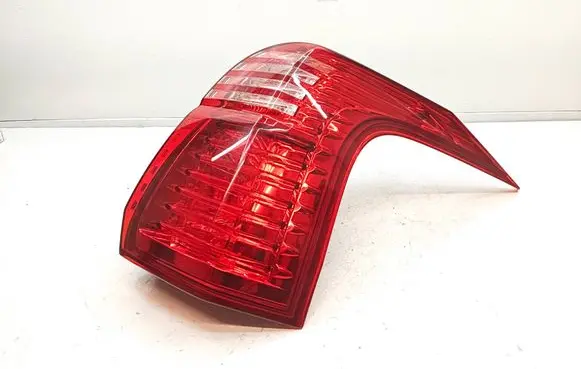 Rear/tail lights