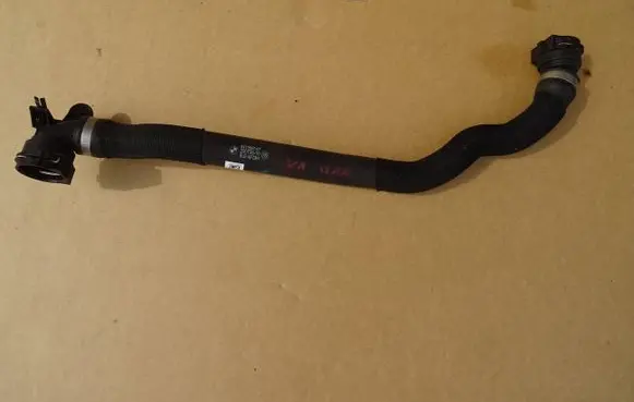 BMW X1 U11 Engine coolant pipe/hose 8473667 20073510