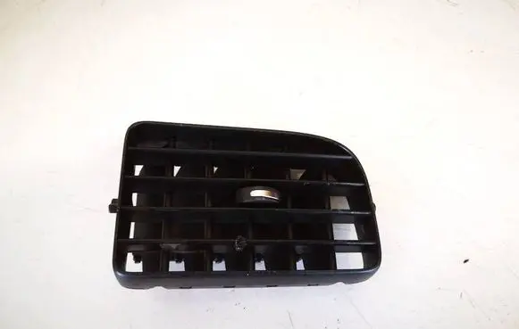Volkswagen Cross Polo Dash center air vent grill